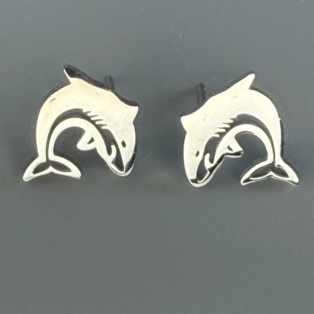 Stainless Steel Waterproof Shark Stud